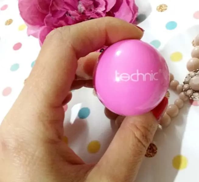 Technic Fruity Lip Balm-Strawberry